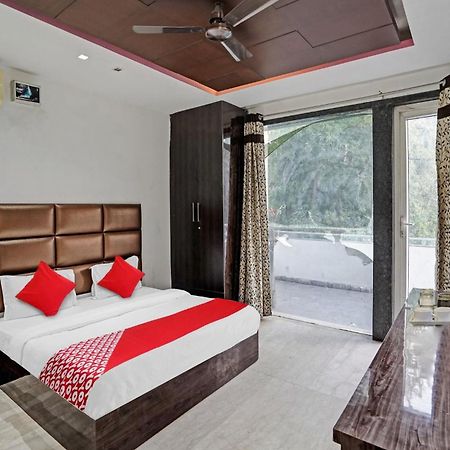 Hotel O South Galaxy New Delhi Exterior photo